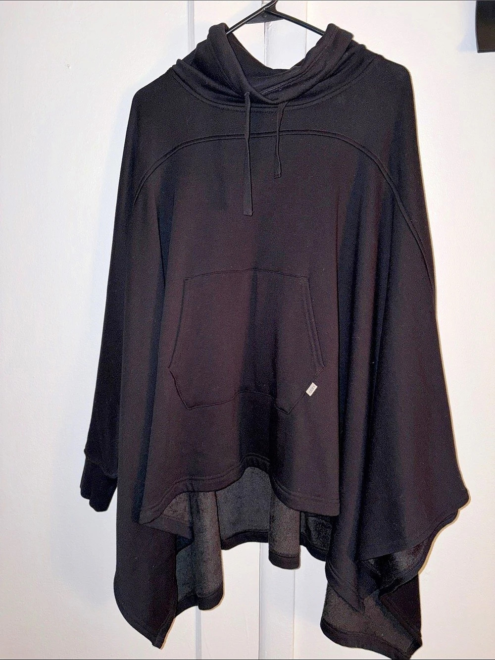 UGG Charlynne Poncho Black Hooded Pullover OS